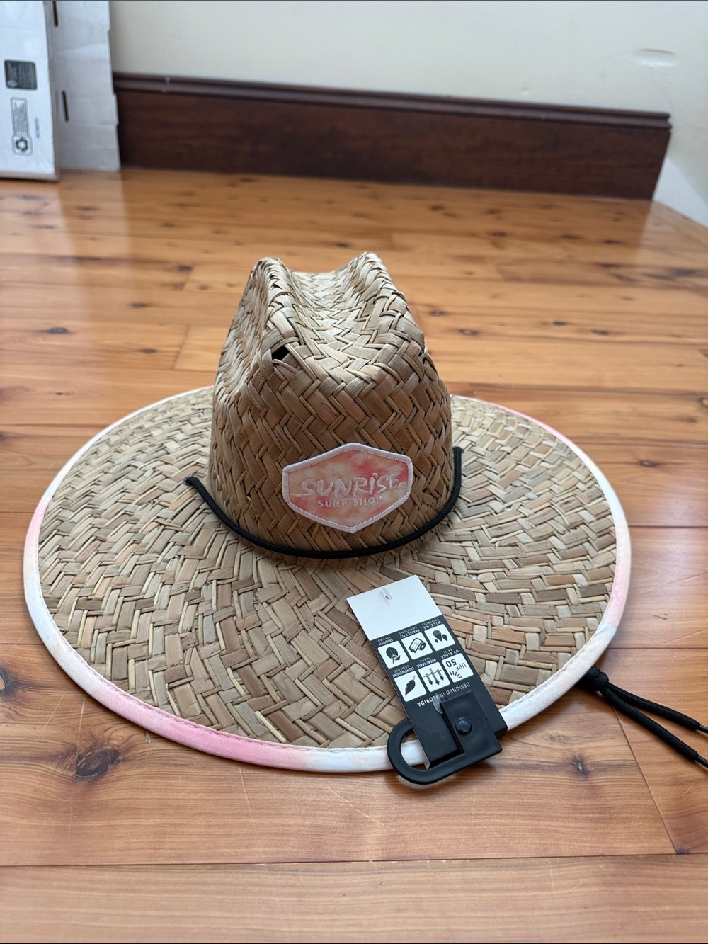Life is better in Straw sunrise surf shop star Hat with Pink Trim NWT
